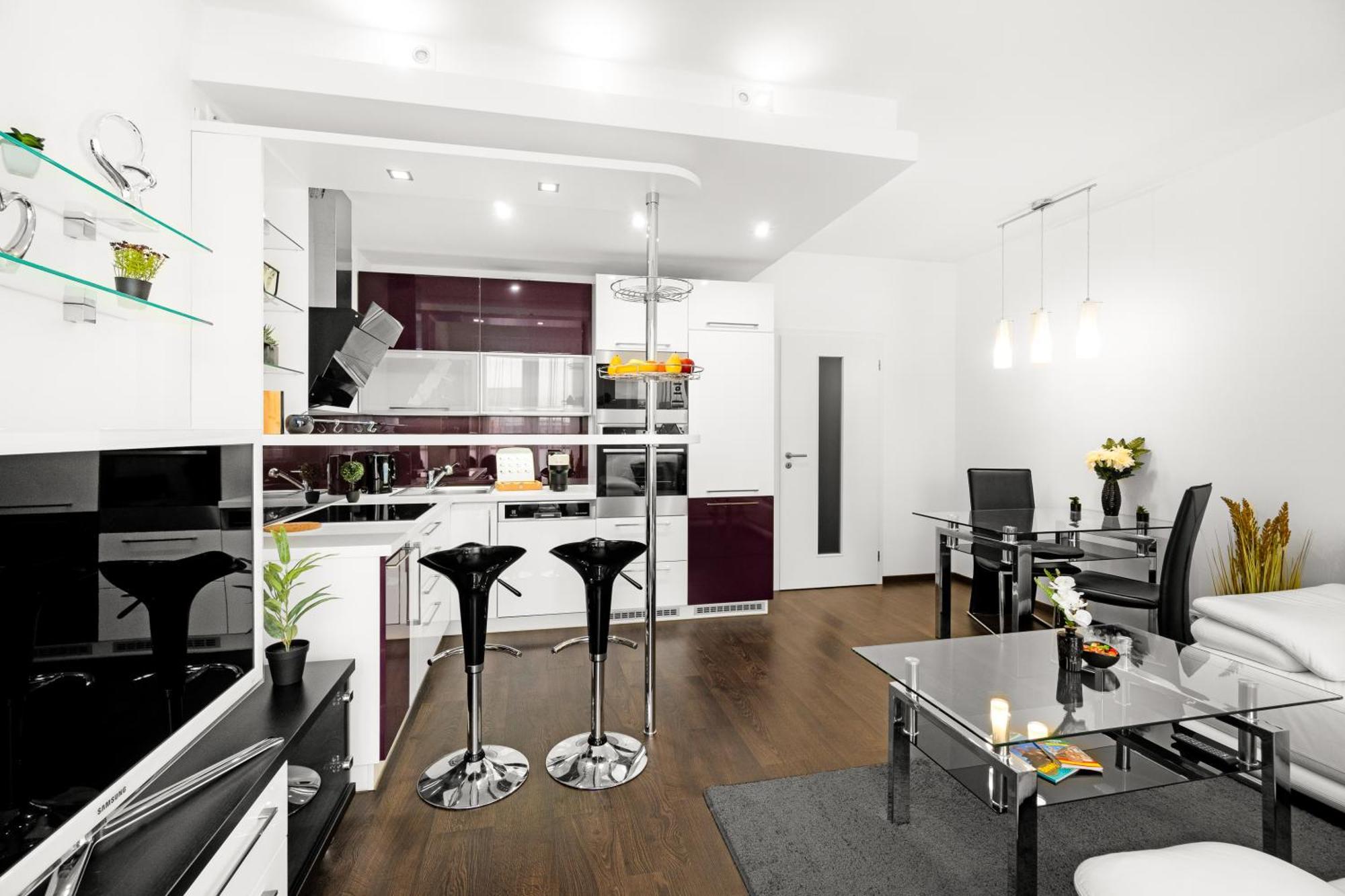 Bnb New Beautiful Apartment In The Center Of Ostrava With Option Garage Parking Zewnętrze zdjęcie