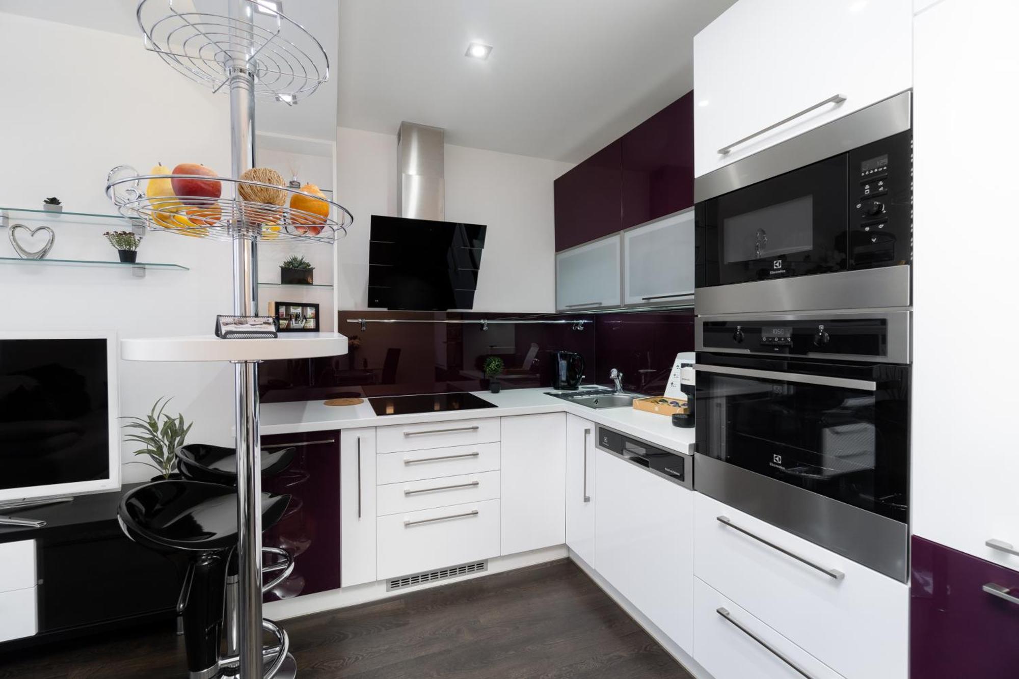 Bnb New Beautiful Apartment In The Center Of Ostrava With Option Garage Parking Zewnętrze zdjęcie
