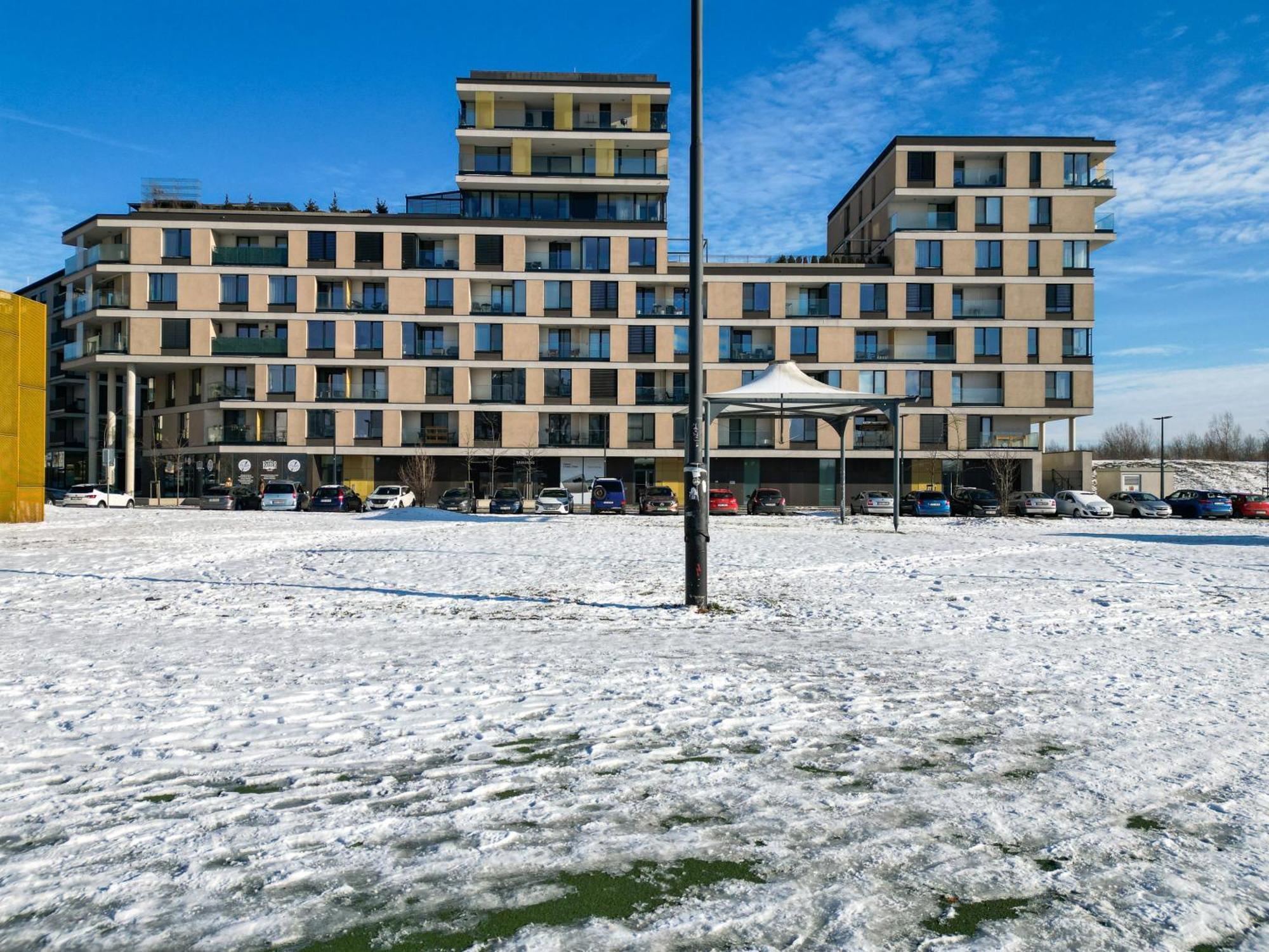 Bnb New Beautiful Apartment In The Center Of Ostrava With Option Garage Parking Zewnętrze zdjęcie