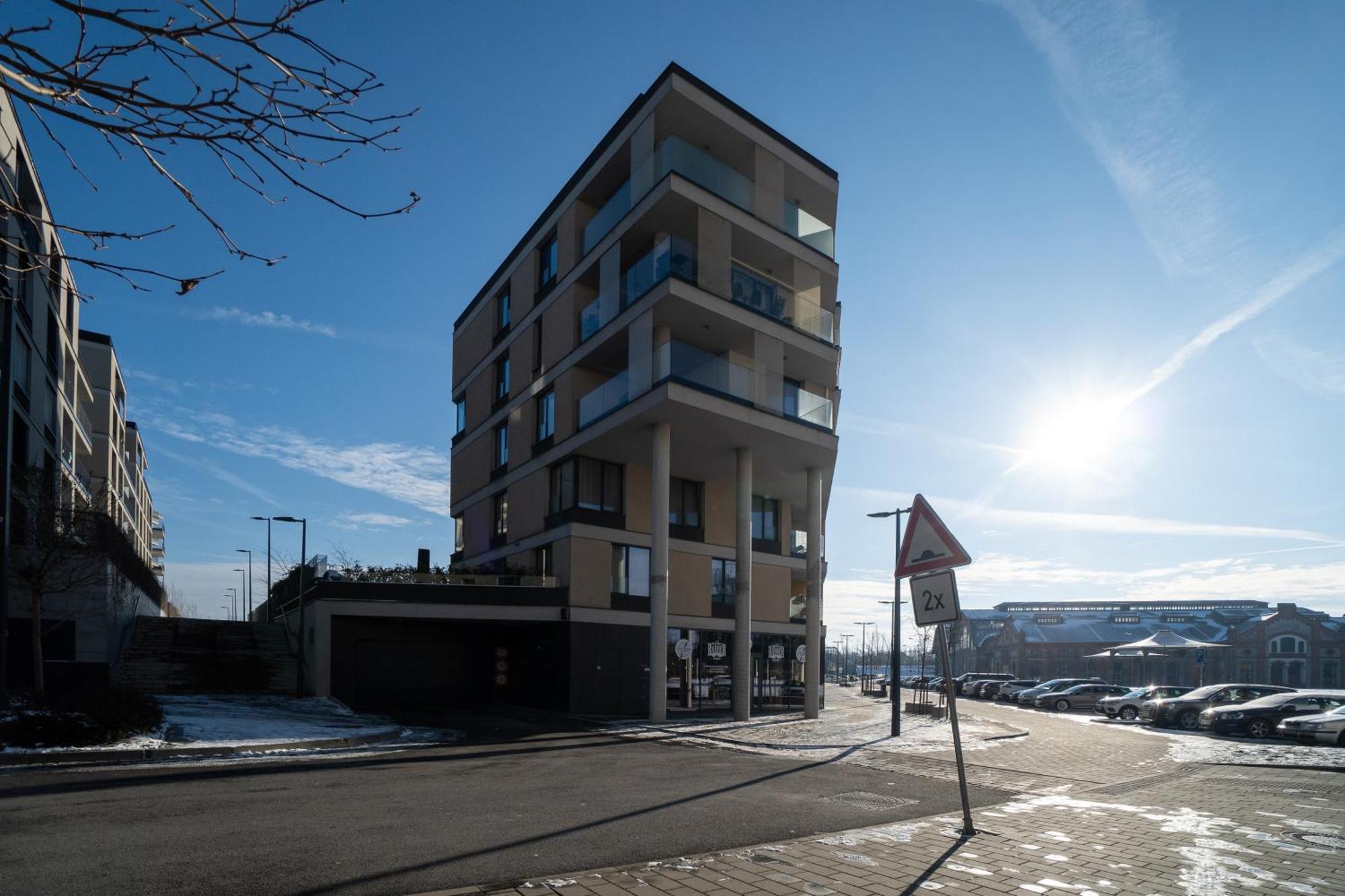 Bnb New Beautiful Apartment In The Center Of Ostrava With Option Garage Parking Zewnętrze zdjęcie